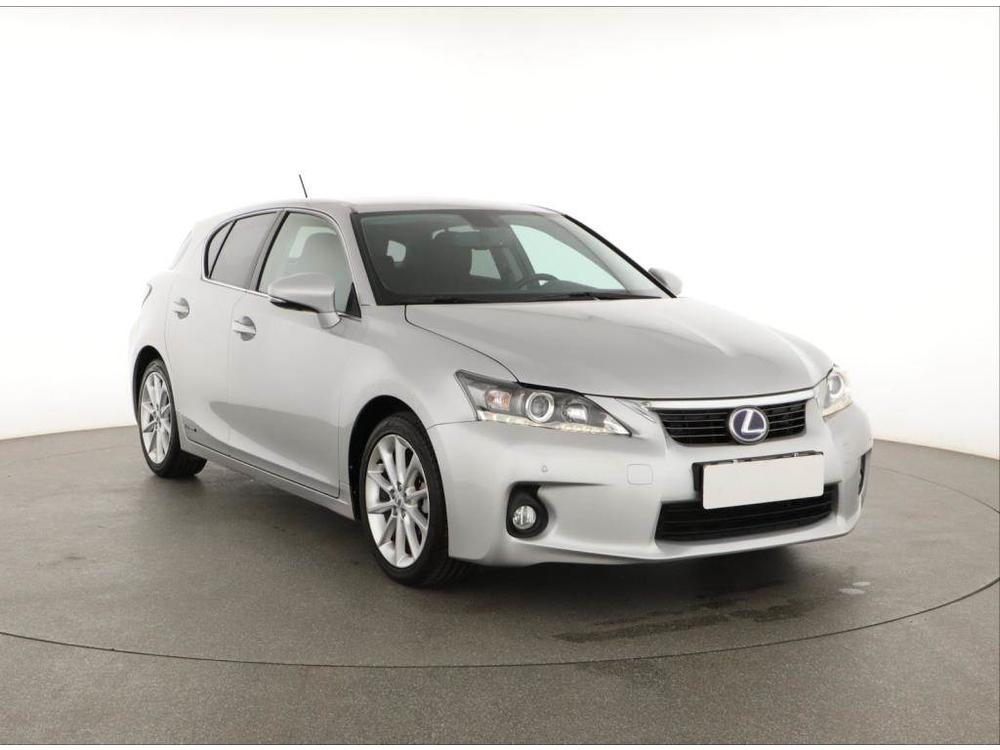 Prodm Lexus CT 200h, Automat, R,2.maj