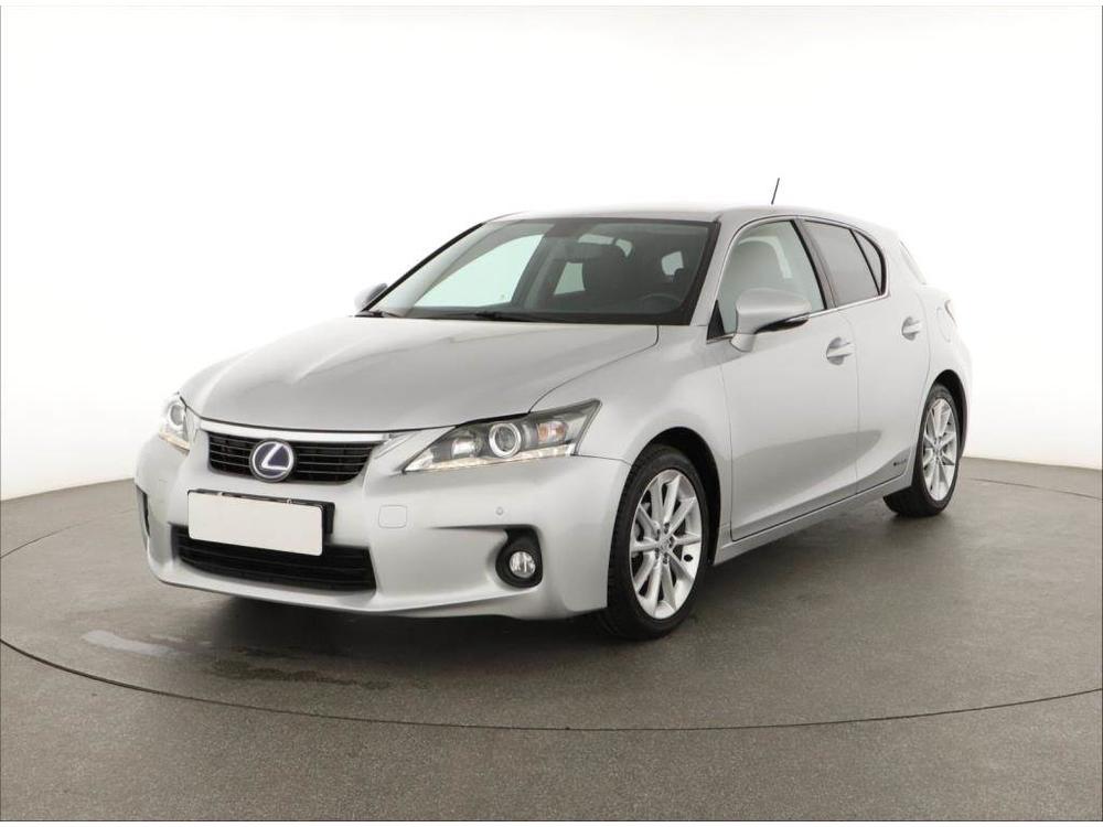 Lexus CT 200h, Automat, R,2.maj