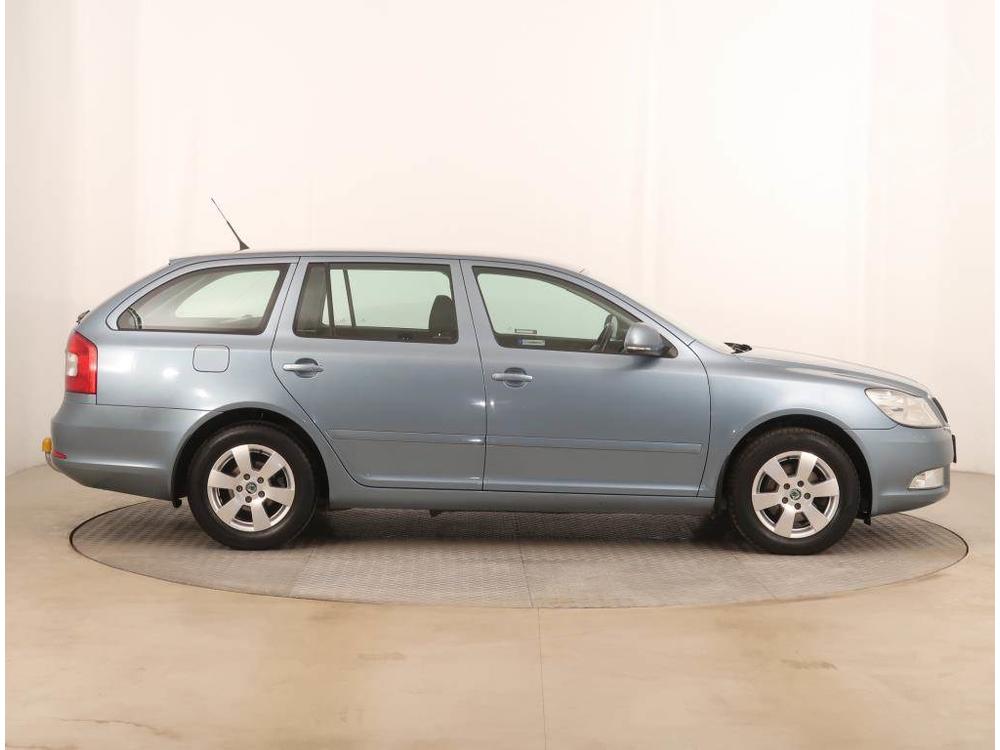 koda Octavia 1.6 TDI, Elegance, R,2.maj