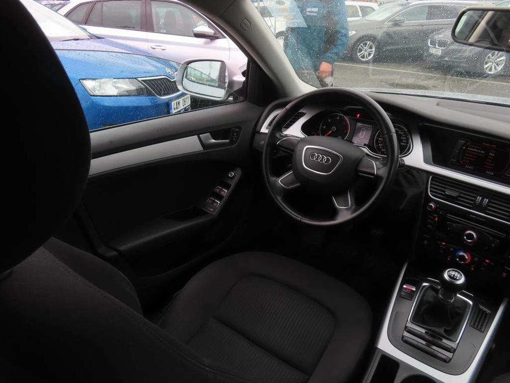 Audi A4 2.0 TDI, Serv.kniha