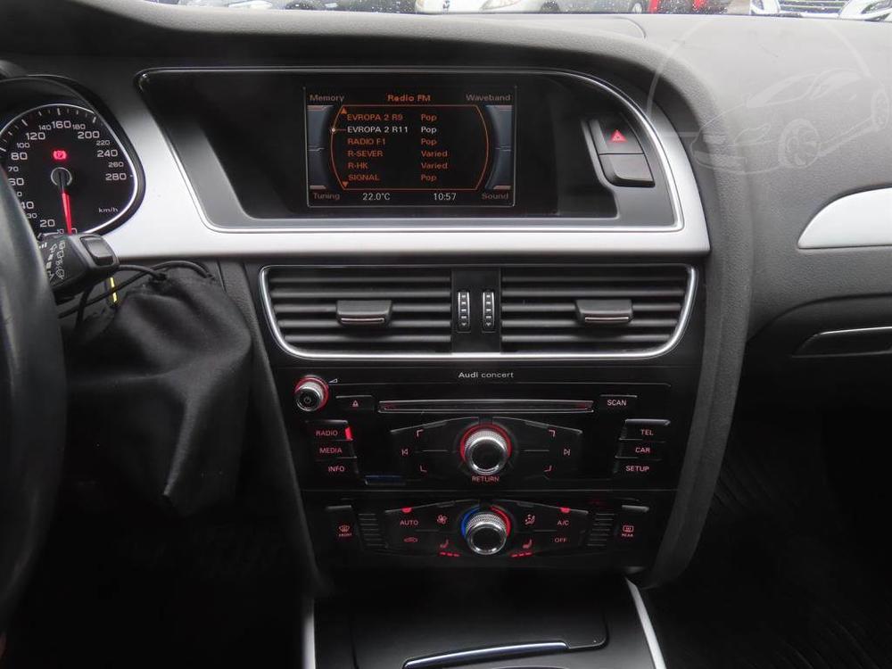 Audi A4 2.0 TDI, Serv.kniha