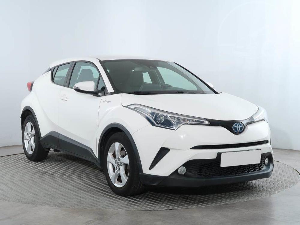 Toyota C-HR 1.8 Hybrid, Dynamic, Automat