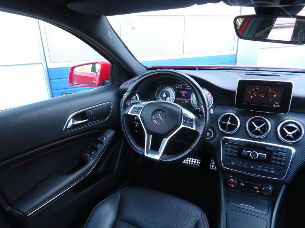 Mercedes-Benz A 220 CDI, Automat, Ke, Navi