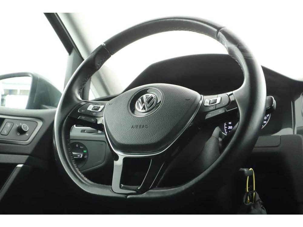 Volkswagen Golf 1.5 TSI, Automatick klima