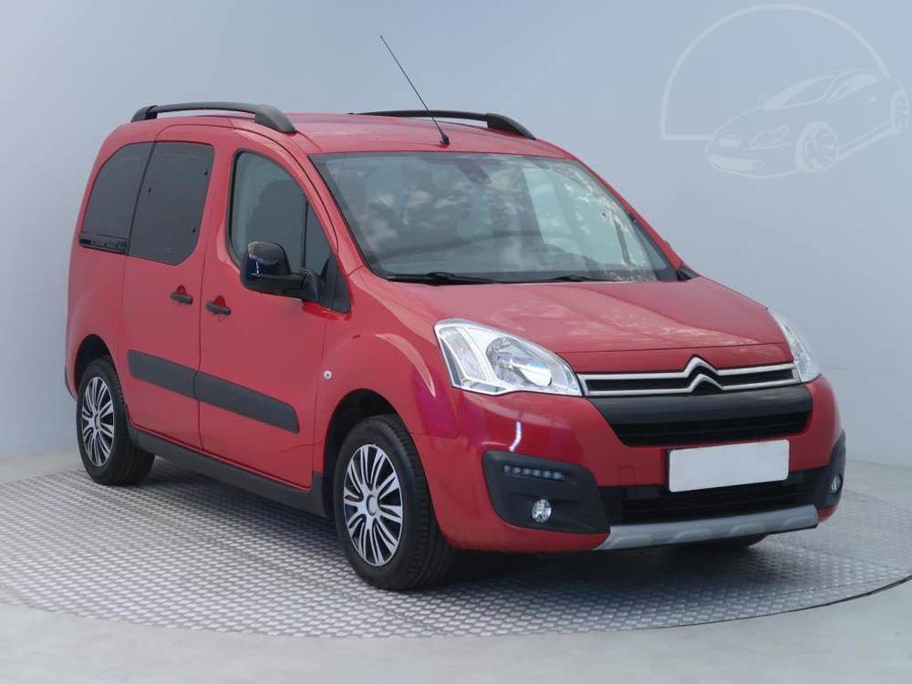 Citroën Berlingo 1.6 HDi, 7Míst, Klima, ČR