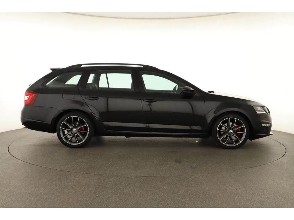 koda Octavia RS 2.0 TDI, Automat, R,1.maj