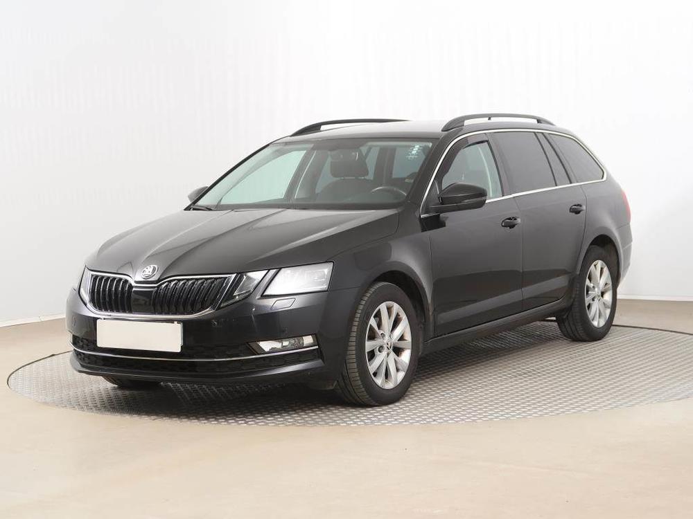 koda Octavia 1.6 TDI, Automatick klima