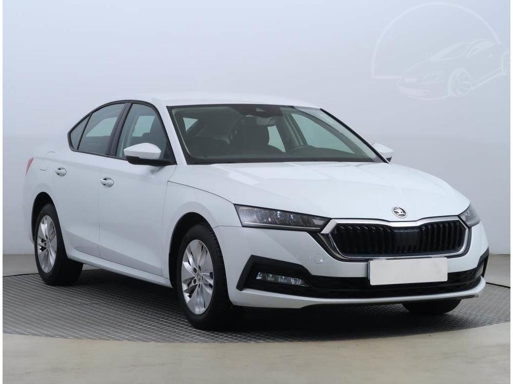 Škoda Octavia 1.0 TSI, Ambition, ČR,1.maj