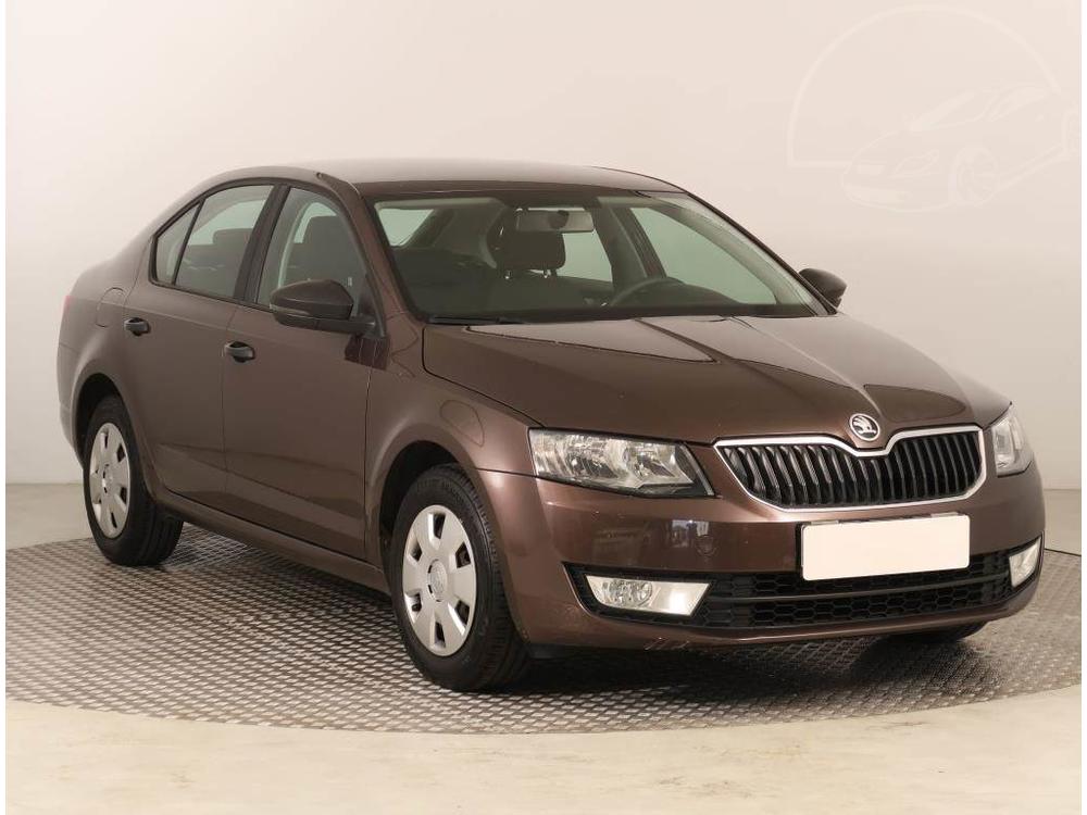 Škoda Octavia 1.2 TSI, Serv.kniha, Klima