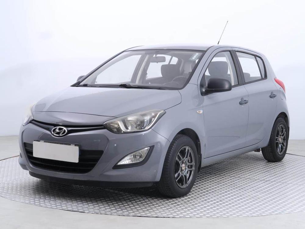 Hyundai i20 1.2, Klima, El. okna