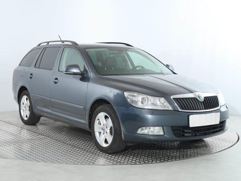 Škoda Octavia 1.6 TDI, Elegance, Automat