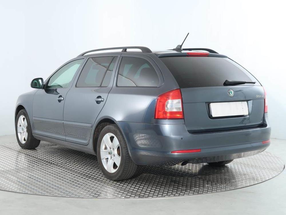 koda Octavia 1.6 TDI, Elegance, Automat