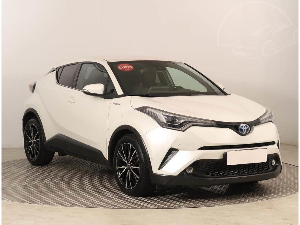 Toyota C-HR 1.8 Hybrid, Automat, ČR,2.maj