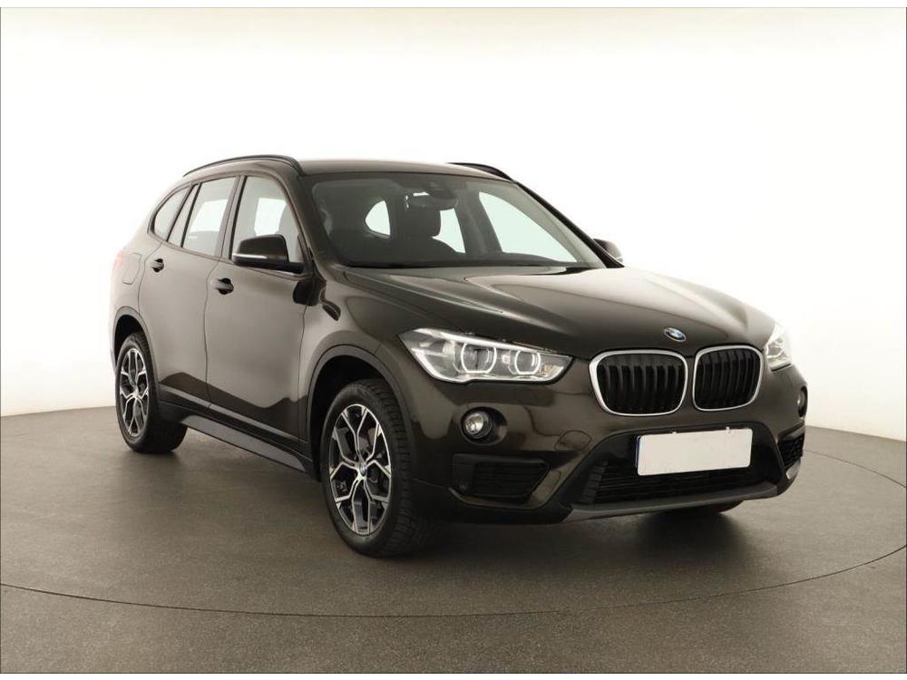 BMW X1 sDrive18i, Automat, Serv.kniha