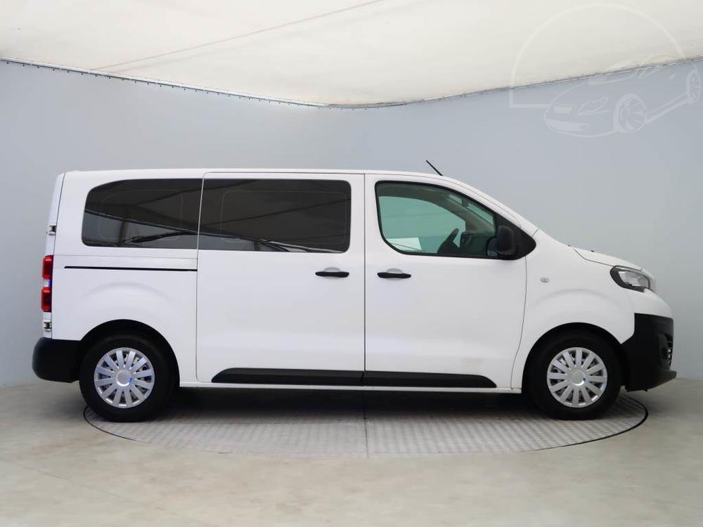 Peugeot Traveller 2.0 BlueHDi, Klima, R, DPH