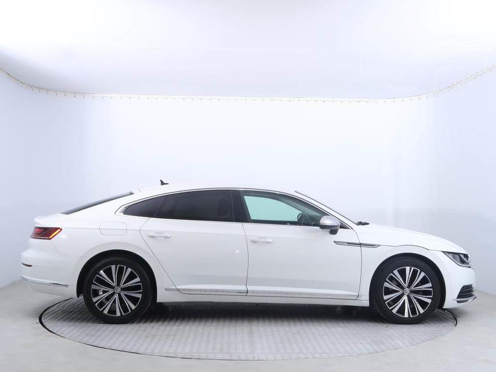 Volkswagen Arteon 2.0 TDI, Elegance, R,1.maj