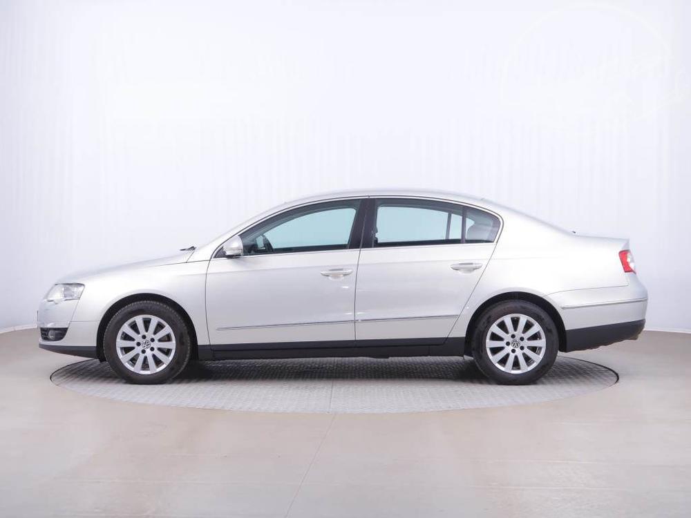 Volkswagen Passat 2.0 TDI, Serv.kniha, Xenony