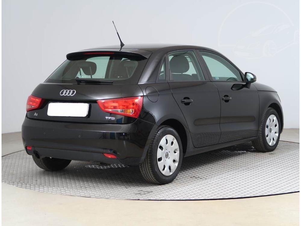 Audi A1 1.2 TFSI, R,1.maj, Navi