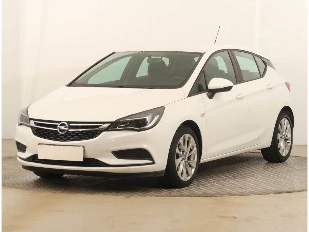 Opel Astra 1.4 T, R,1.maj, Serv.kniha