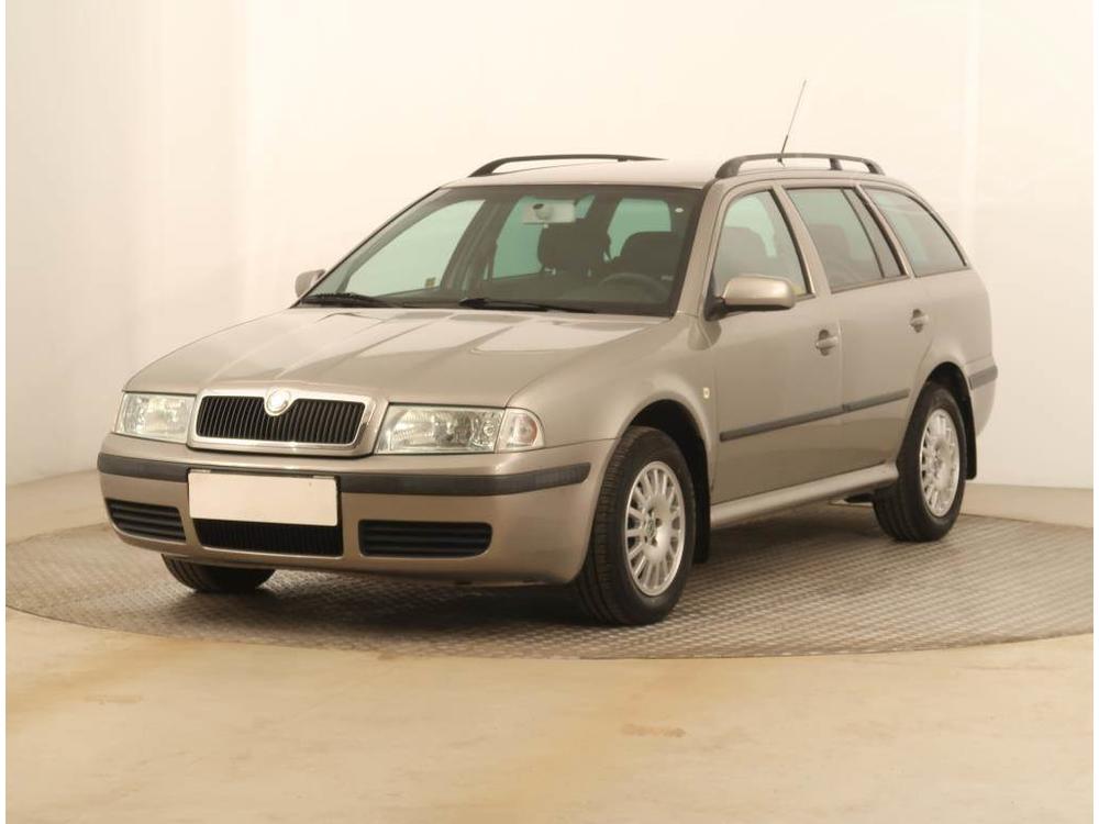 koda Octavia 1.6, R,2.maj, Serv.kniha