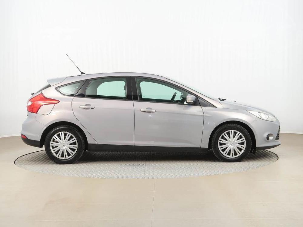 Ford Focus 1.6 i, Automatick klima