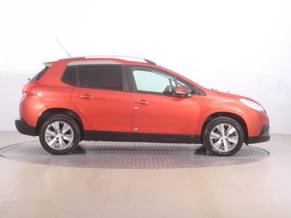 Peugeot 2008 1.6 VTi, Serv.kniha