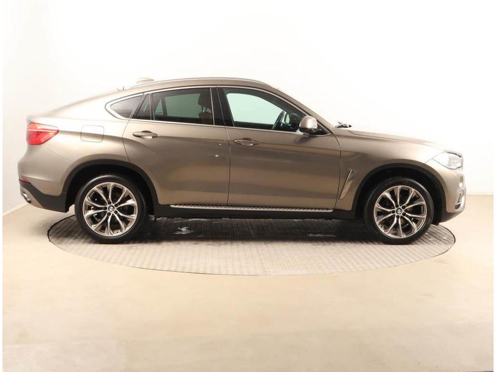 BMW X6 xDrive30d, M Paket, R,DPH