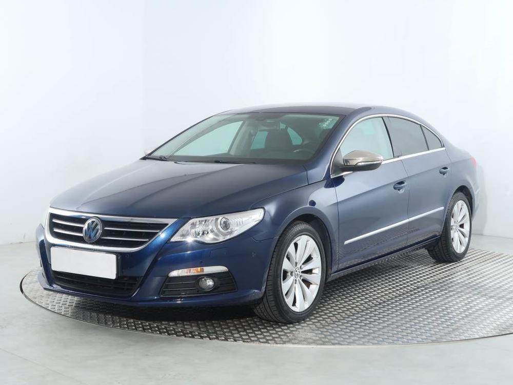 Prodm Volkswagen Passat 2.0 TDI, NOV CENA, Xenony