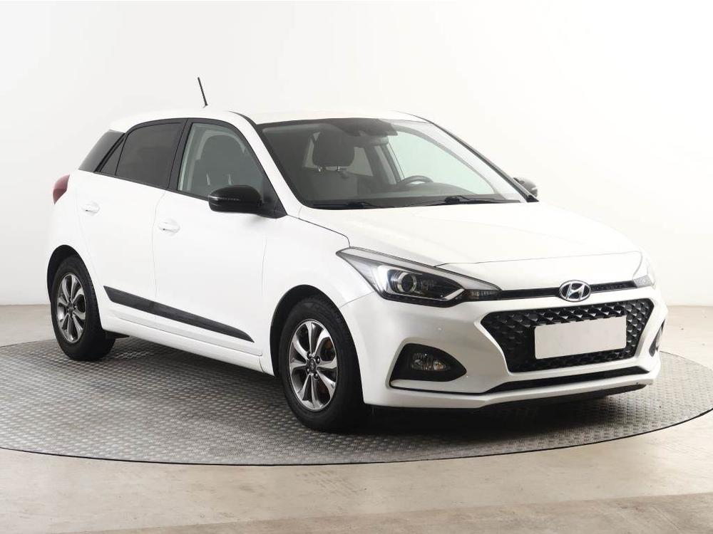 Prodm Hyundai i20 1.2, Serv.kniha, Klima