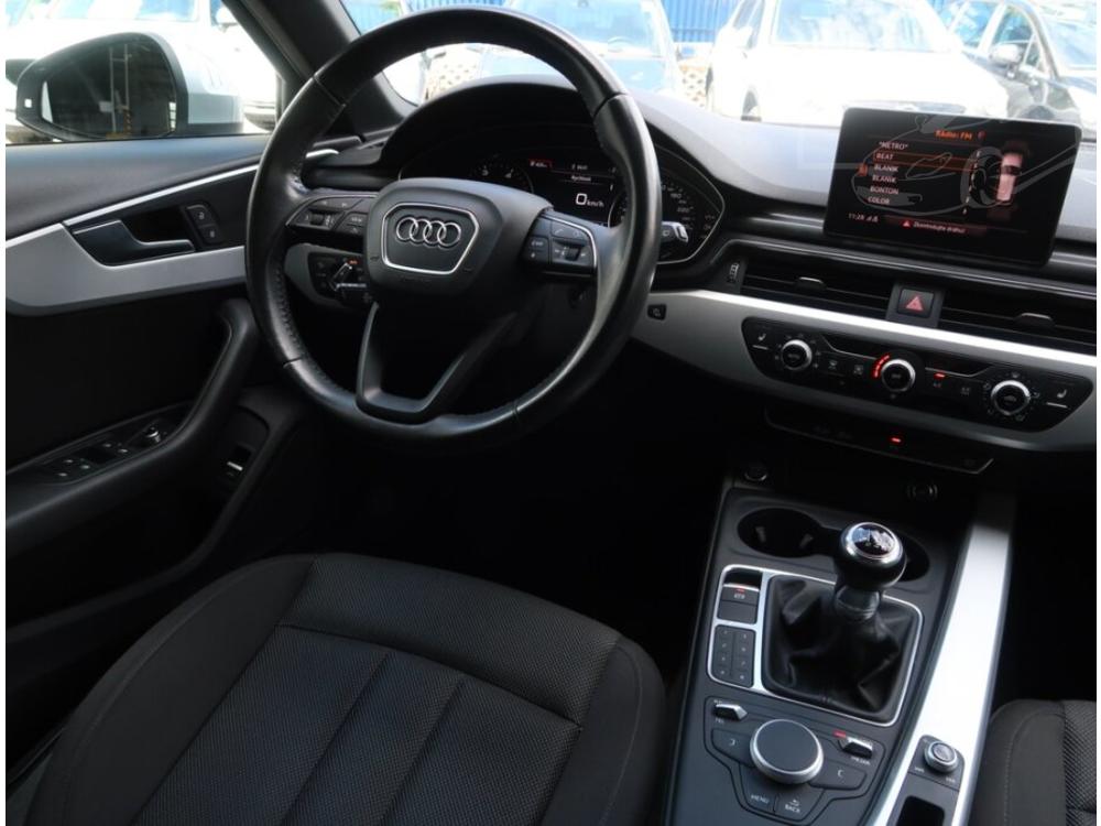 Audi A4 2.0 TDI, NOV CENA, Navi