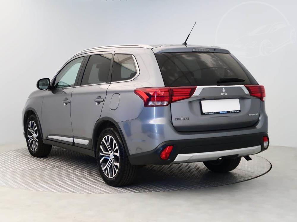 Mitsubishi Outlander 2.2 DI-D, Intense, 4X4