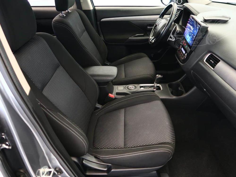 Mitsubishi Outlander 2.2 DI-D, Intense, 4X4