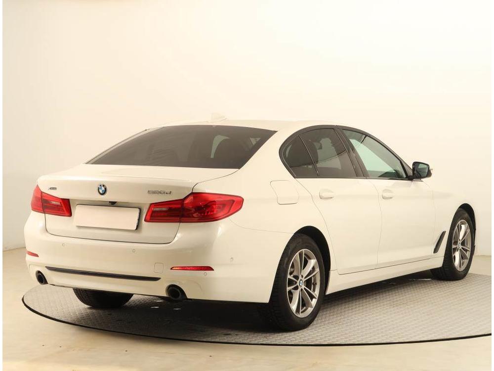 BMW 520 520d xDrive, Sport Line, 4X4