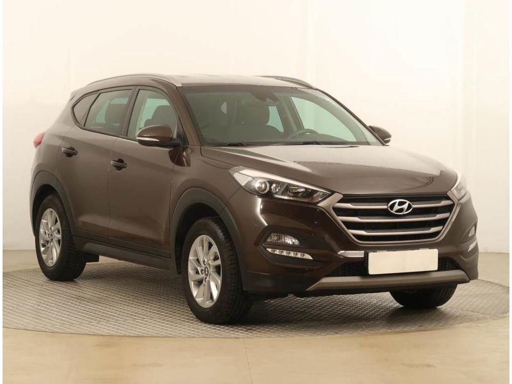 Prodm Hyundai Tucson 1.6 GDI, Serv.kniha, Navi