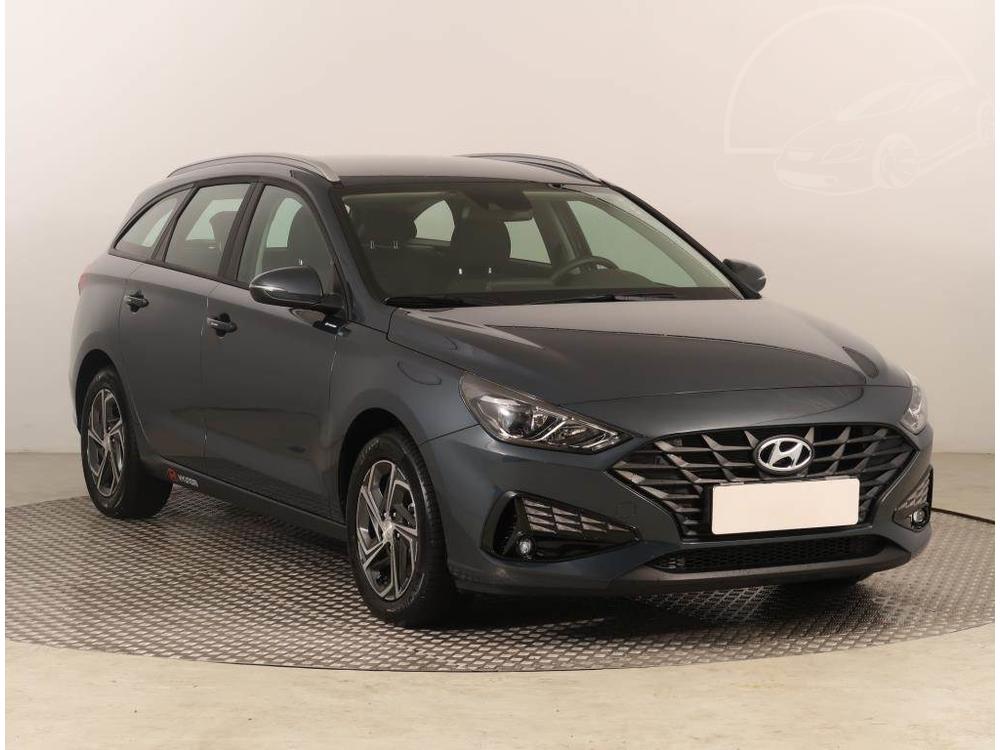 Prodm Hyundai i30 1.5 DPI, R,2.maj, Serv.kniha