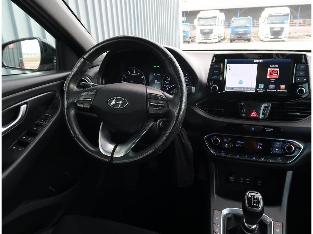 Hyundai i30 1.4 T-GDI, Navi