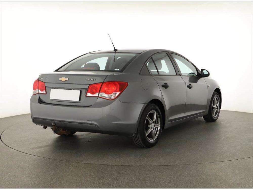 Chevrolet Cruze 1.6 i 16V, Tan, zamluveno