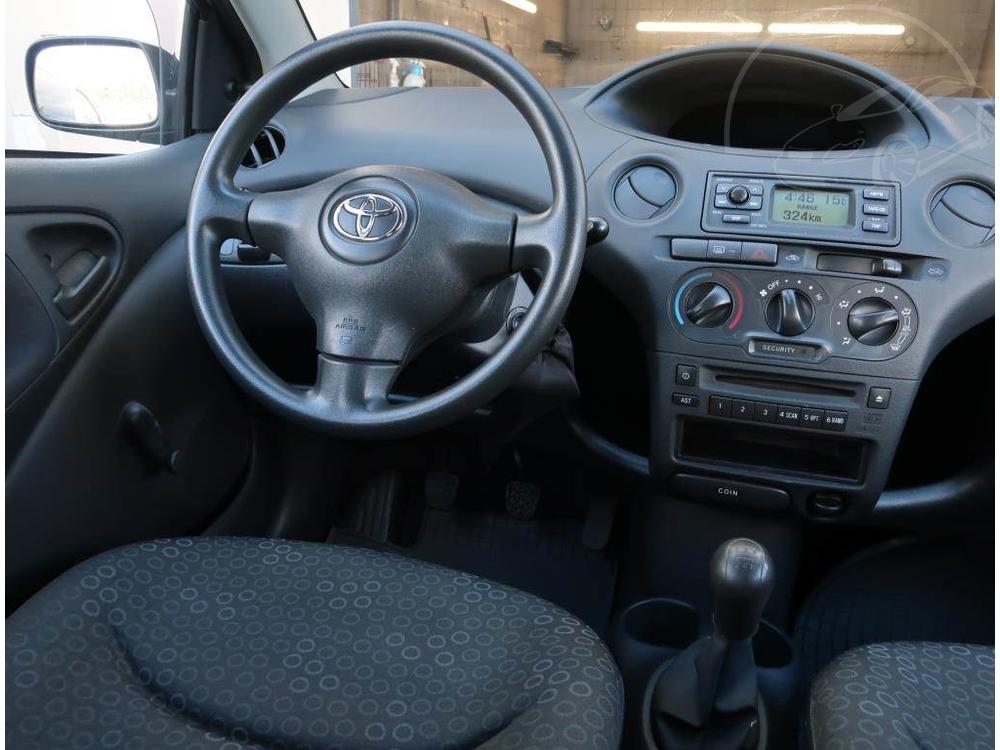 Toyota Yaris 1.0 VVT-i, R,2.maj