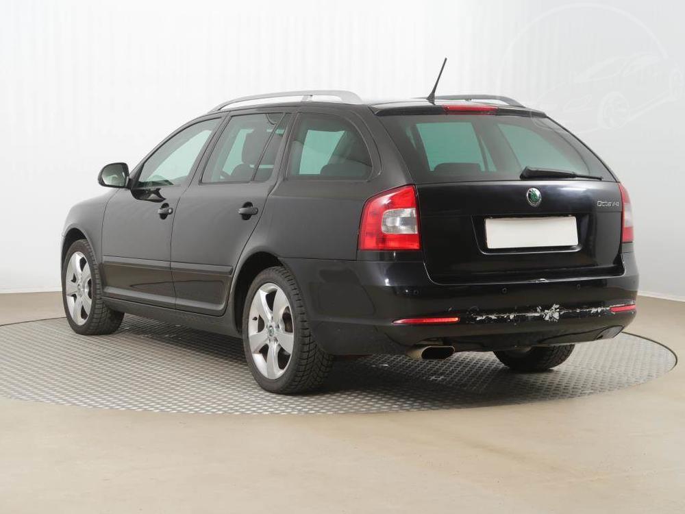 koda Octavia 1.6 TDI, Automatick klima