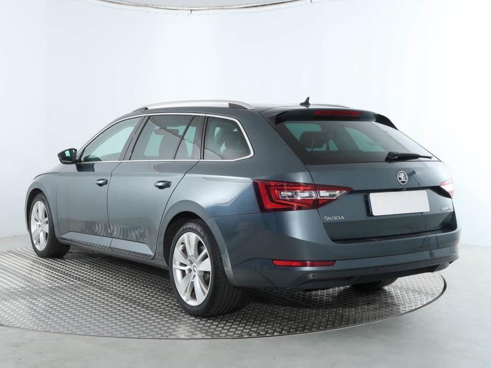 koda Superb 2.0 TDI, Automat, R,2.maj