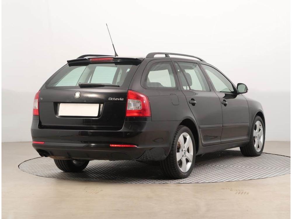 koda Octavia 1.4 TSI, Automatick klima