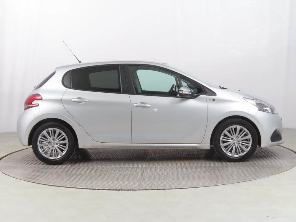 Peugeot 208 1.2 PureTech, Serv.kniha