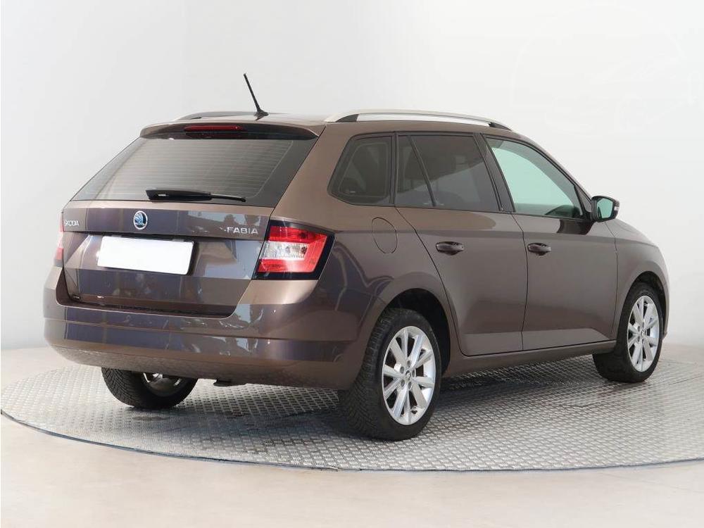 koda Fabia 1.0 TSI, Automat, Serv.kniha