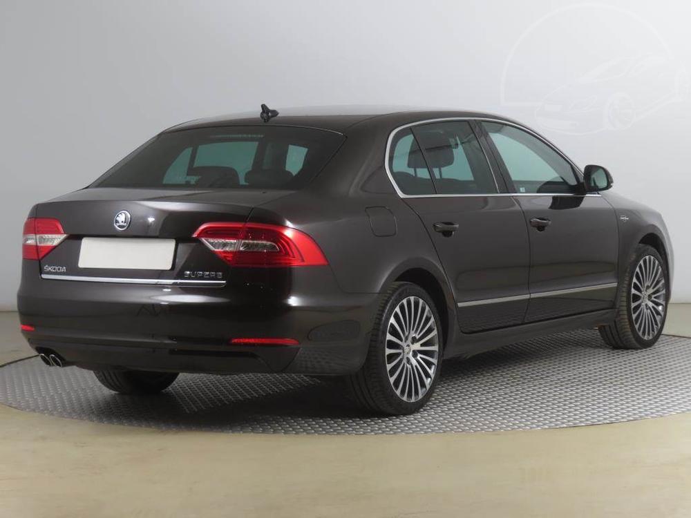 koda Superb 2.0 TDI, Laurin&Klement