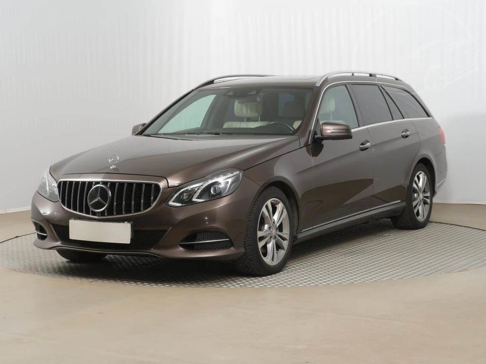 Prodm Mercedes-Benz E 350 350 BlueTEC 4MATIC, NOV CENA