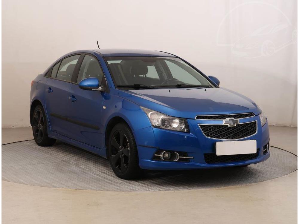 Prodm Chevrolet Cruze 1.6 i 16V, po STK