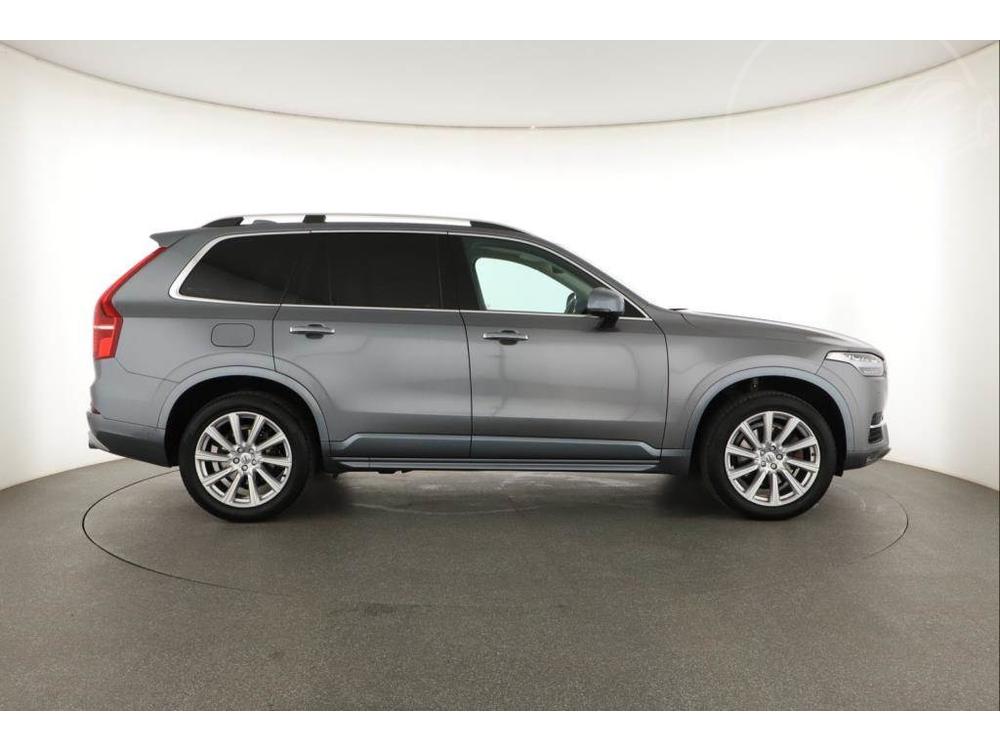 Volvo XC90 D5 AWD, NOV CENA, 4X4