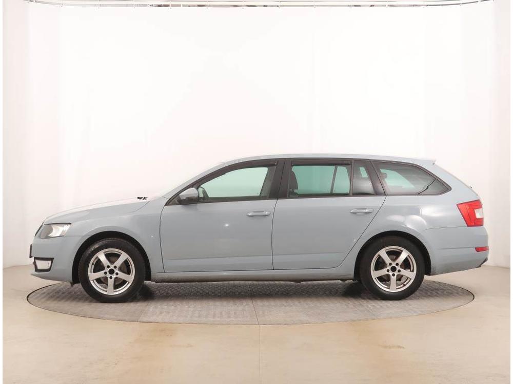 koda Octavia 1.6 TDI, NOV CENA, Klima