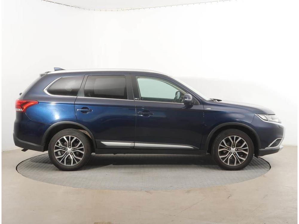 Mitsubishi Outlander 2.2 DI-D, 4X4, Automat