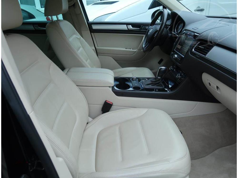 Volkswagen Touareg 3.0 TDI, 4X4, Automat, R